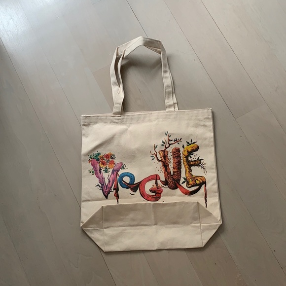 vogue tote